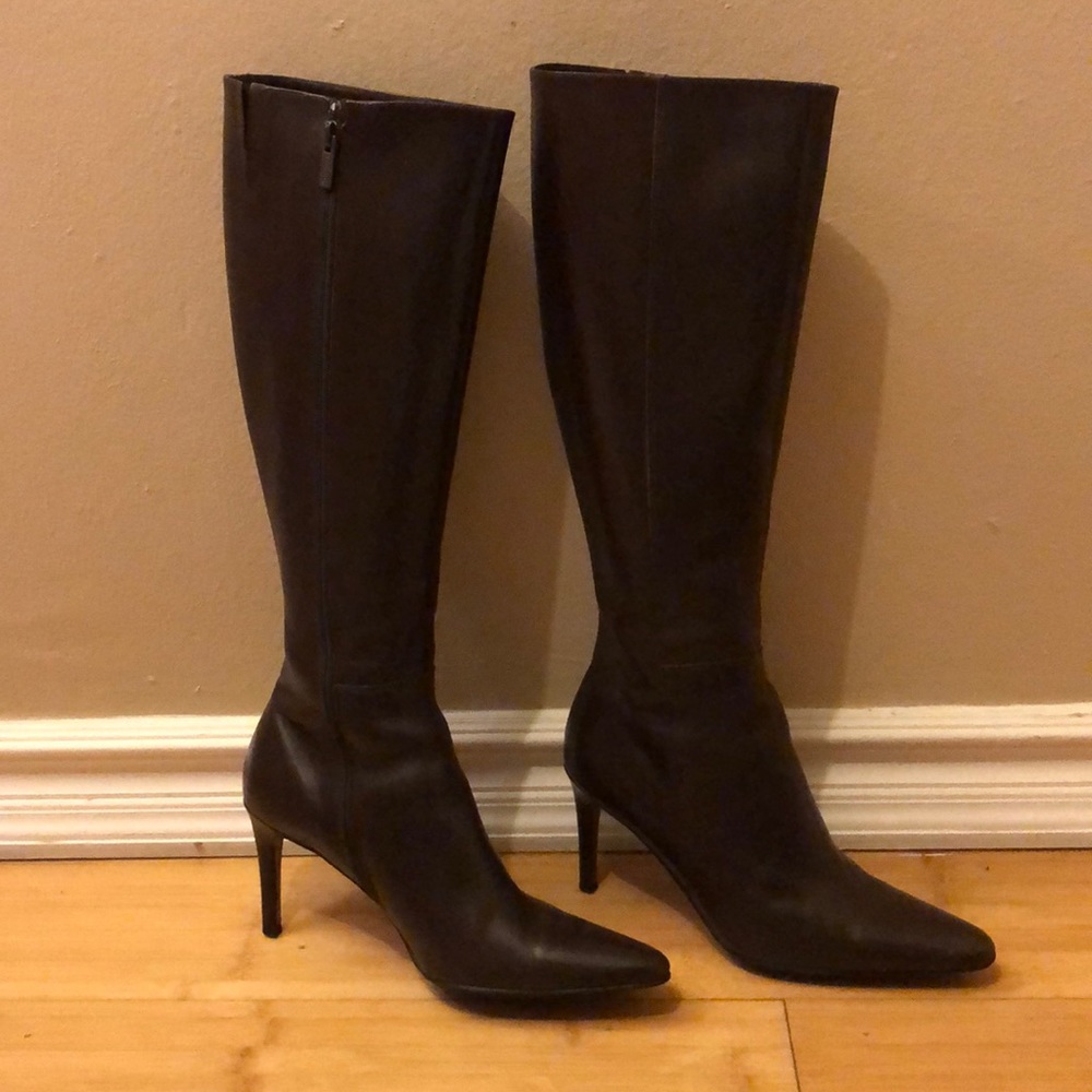 Coach dark brown leather knee hi 3” boot